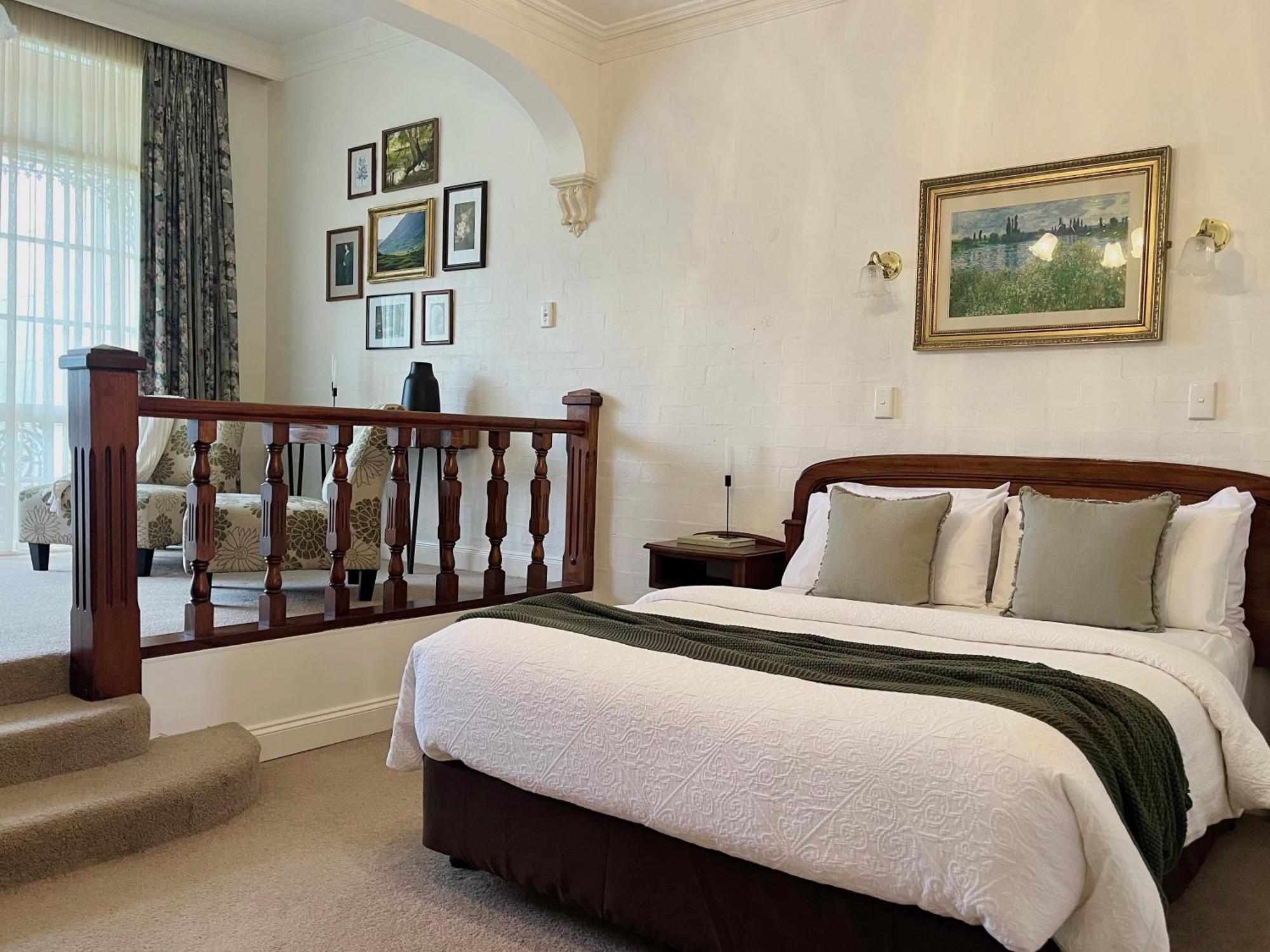Victoria House Motor 4* Croydon