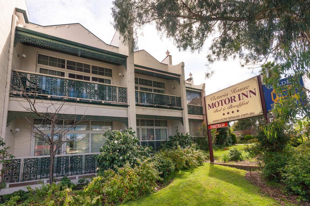 Victoria House Motor Motel